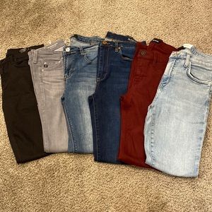 Bundle of 6 pairs of jeans